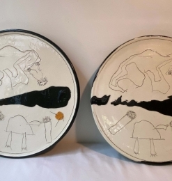 Set of Two Cow Plates with Black Stroke